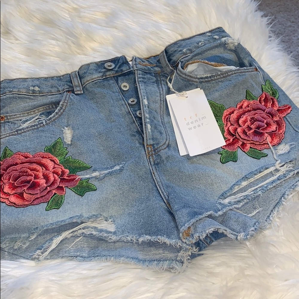 ZARA DENIM SHORTS
